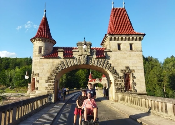 Přehrada Les království